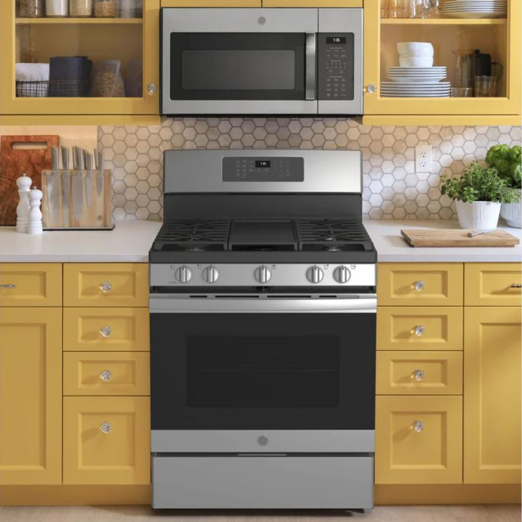 GE® 30" Free-Standing Gas Convection Range with No Preheat Air Fry